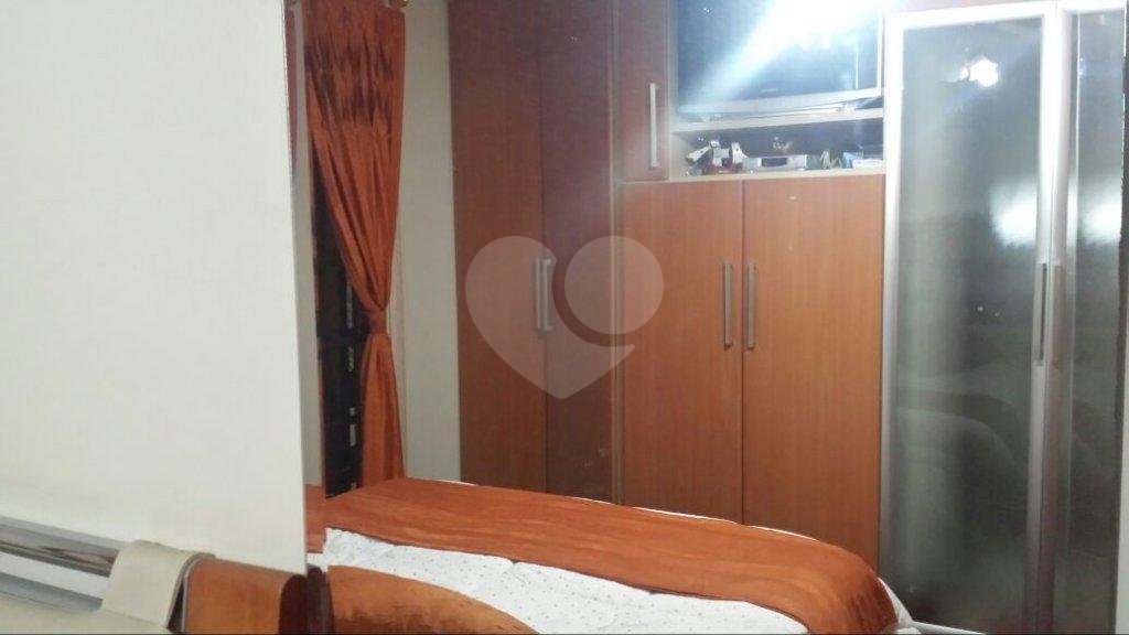 SOBRADO A VENDA EM CONDOMÍNIO FECHADO NO JD DAS PEDRAS - 3 DORMS (1 SUÍTE) E 3 VAGAS DE GARAGEM