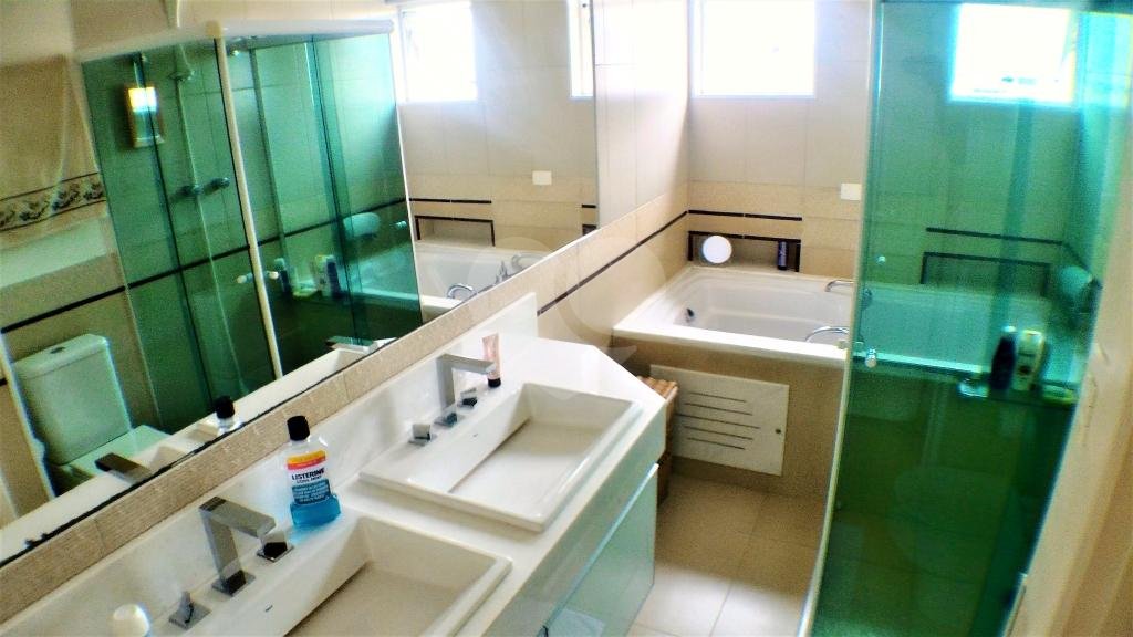 SOBRADO MARAVILHOSO A VENDA NO TUCURUVI - 5 SUÍTES, PISCINA E 9 VAGAS DE GARAGEM