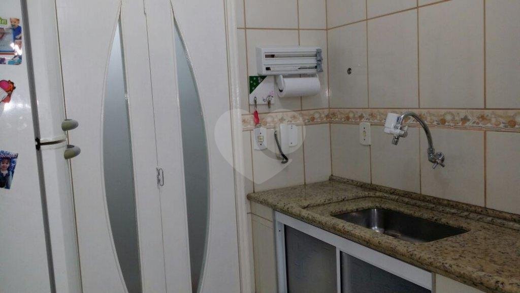 Sobrado à venda com 2 quartos, 150m² - Foto 13