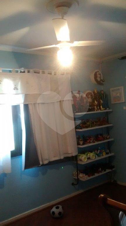 Sobrado à venda com 2 quartos, 150m² - Foto 33