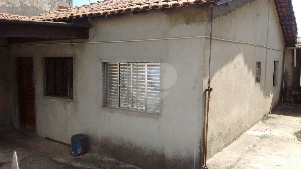 CASA TÉRREA A VENDA EM GUARULHOS - JD. SÃO RICARDO - 2 DORMS (1 SUÍTE) E 2 VAGAS DE GARAGEM