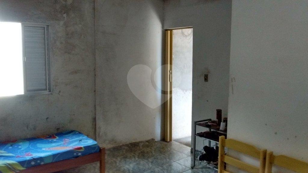 CASA TÉRREA A VENDA EM GUARULHOS - JD. SÃO RICARDO - 2 DORMS (1 SUÍTE) E 2 VAGAS DE GARAGEM