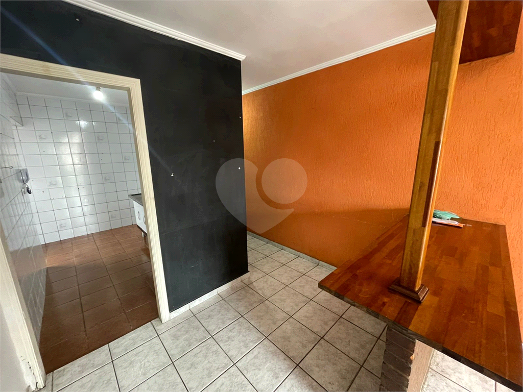 APARTAMENTO em PARQUE PERUCHE