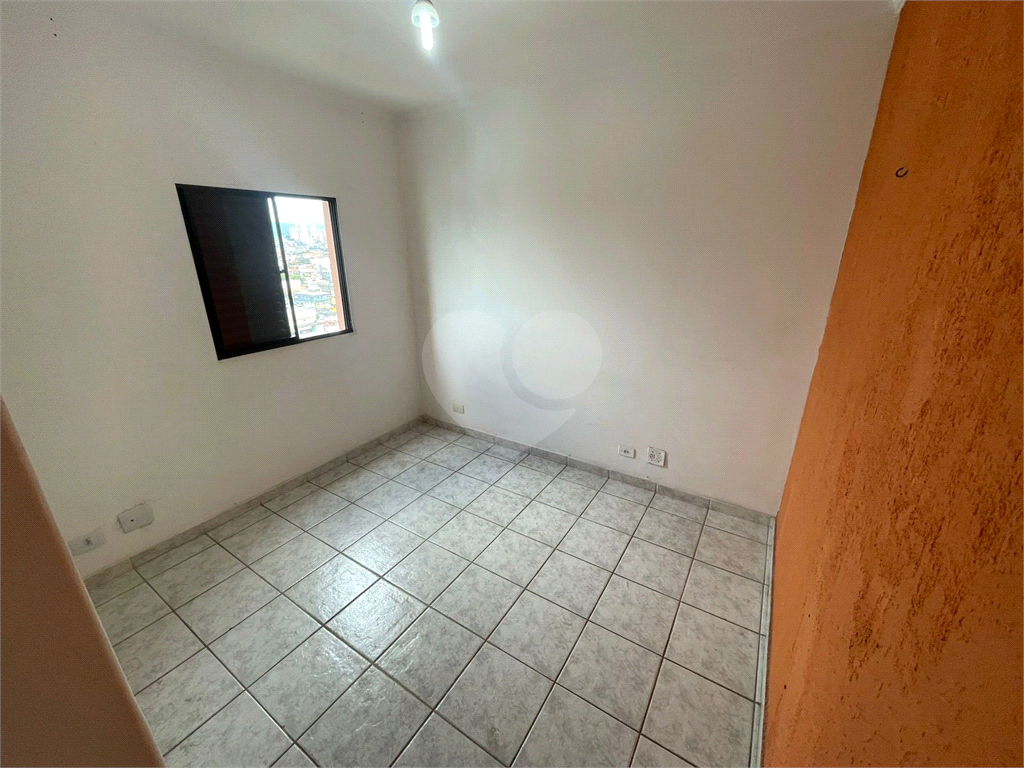 APARTAMENTO em PARQUE PERUCHE