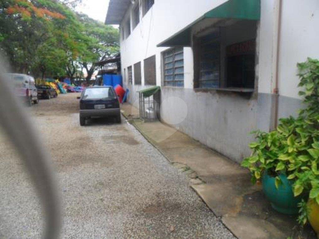 GALPÃO COMERCIAL A VENDA EM GUARULHOS - AC 2.694 M2 E ÁREA TERRENO 4.950 M2