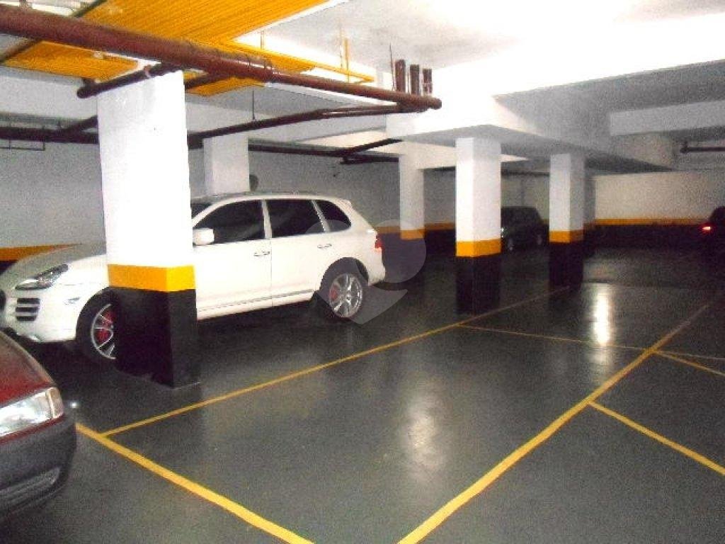 Apartamento, 2 dormitórios, 1 suíte, 2 vagas, à venda em Santana, em São Paulo
