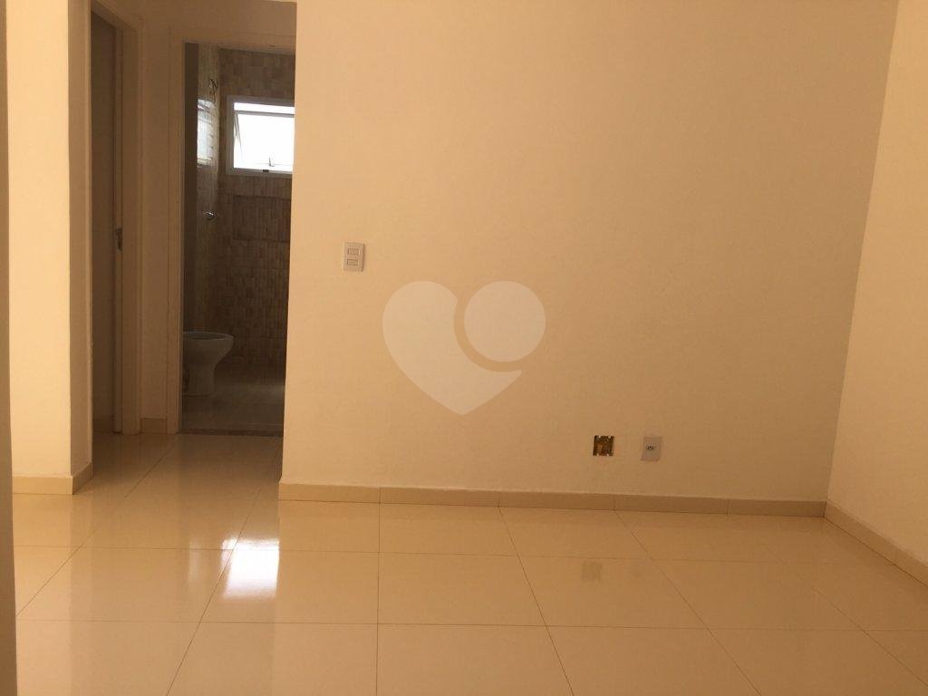 APARTAMENTO em JARAGUÁ