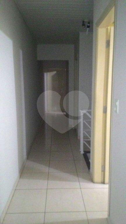 Casa à venda na Vila Medeiros - à 300 metros da av. Júlio Buono - 4 quartos (1 suíte) e 2 vagas