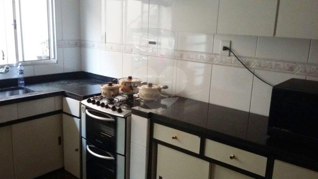 Sobrado à venda com 3 quartos, 240m² - Foto 8