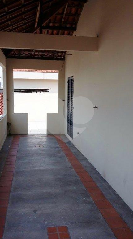 Sobrado à venda com 3 quartos, 240m² - Foto 24