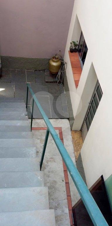 Sobrado à venda com 3 quartos, 240m² - Foto 25