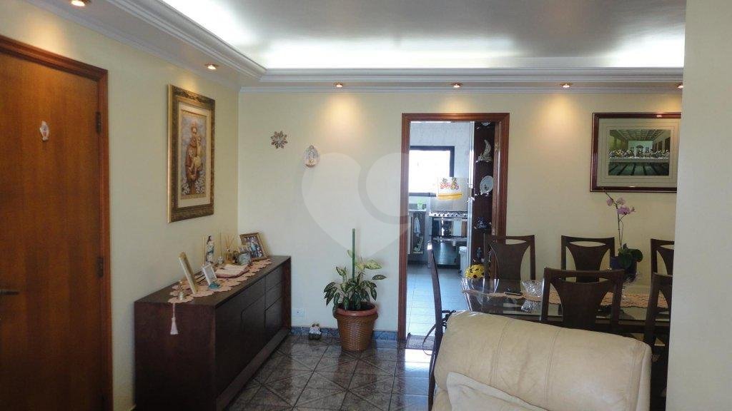 Apartamento à venda com 3 quartos, 104m² - Foto 4