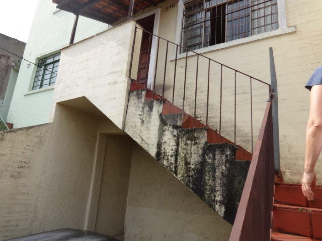 SOBRADO em JARDIM PERI
