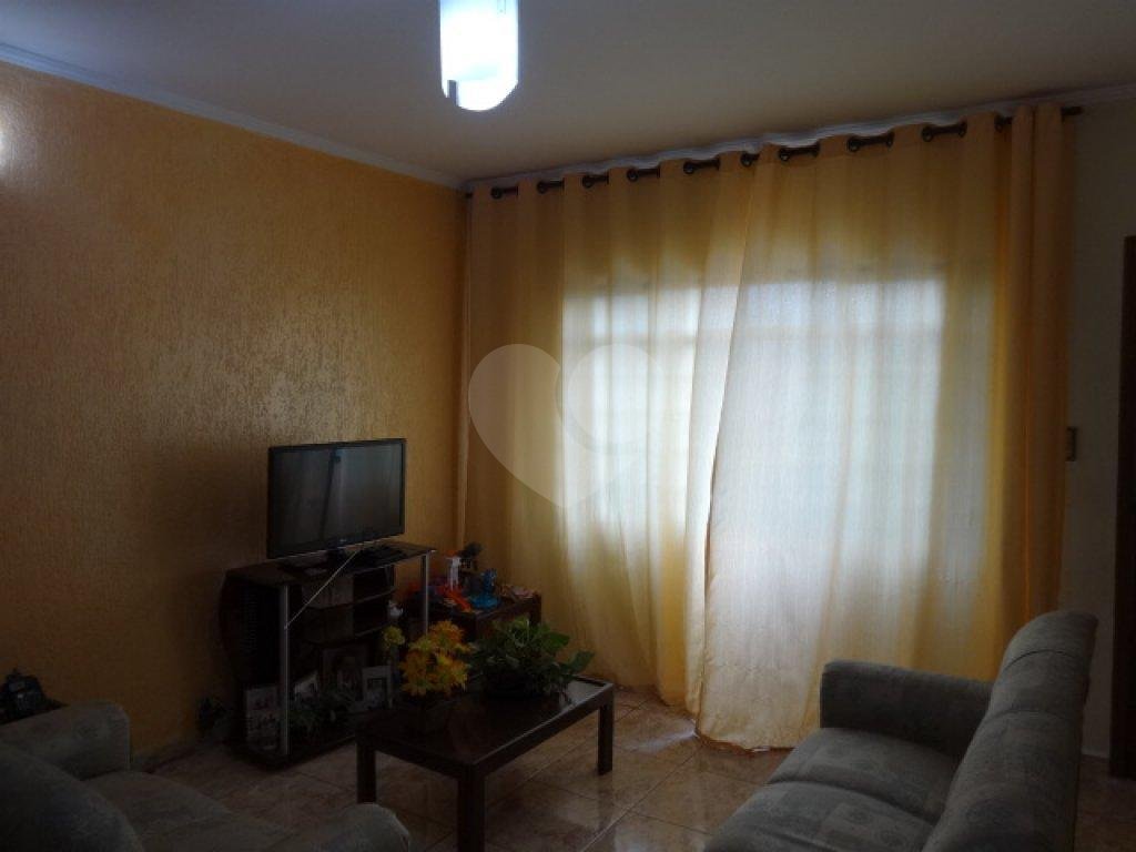 SOBRADO em JARDIM PERI