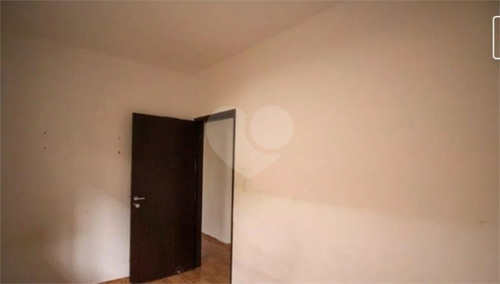 Sobrado à venda com 3 quartos, 200m² - Foto 13