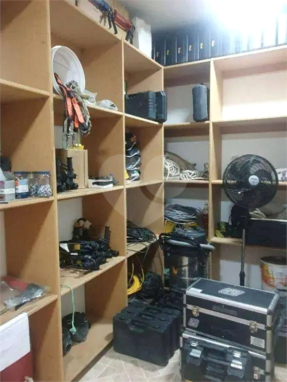 GALPÃO em TREMEMBÉ