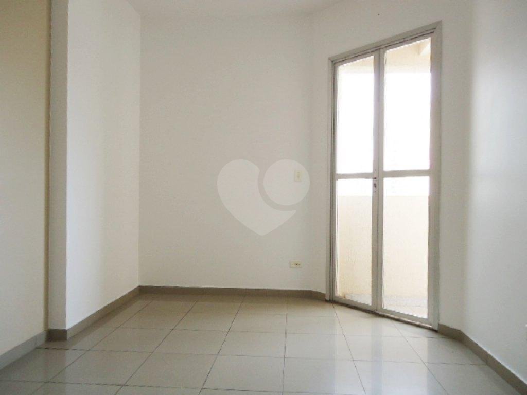Apartamento à venda - Rua Pedro Doll - Santana