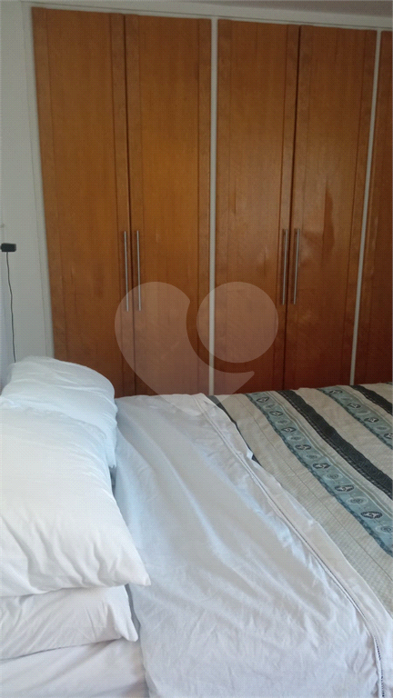 APARTAMENTO em SANTANA