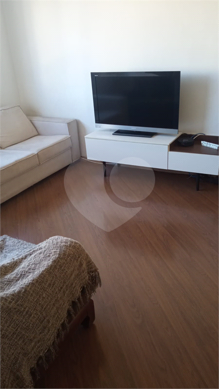 APARTAMENTO em SANTANA