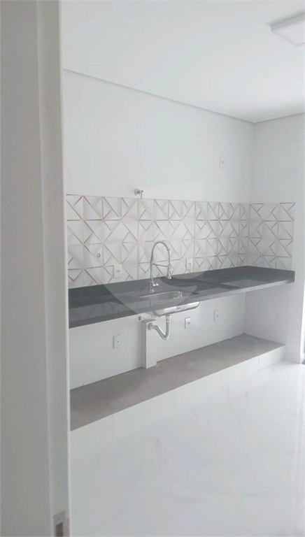 Sobrado novo Lauzane Paulista com 3 suítes e 2 vagas