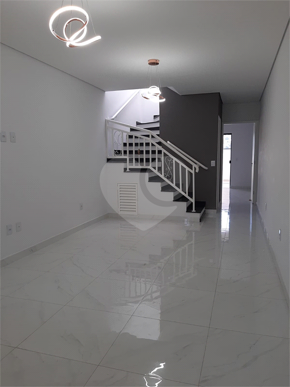 Sobrado novo Lauzane Paulista com 3 suítes e 2 vagas