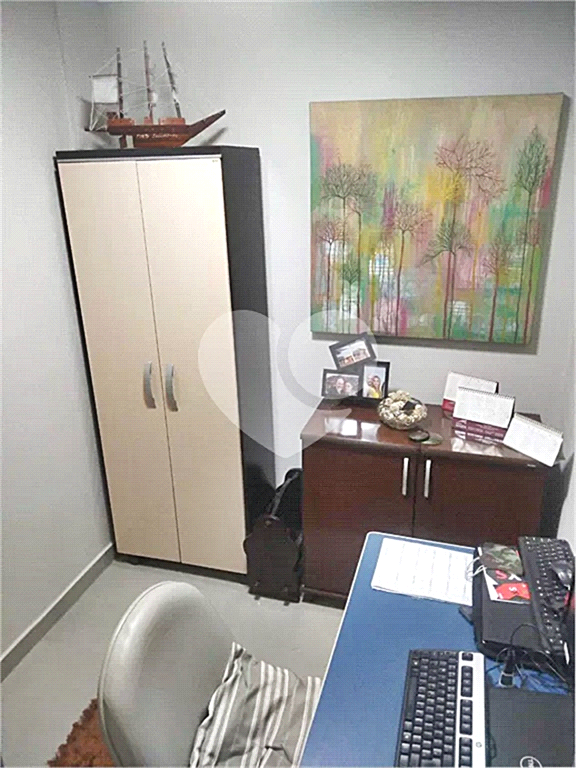 Sobrado à venda com 2 quartos, 220m² - Foto 13