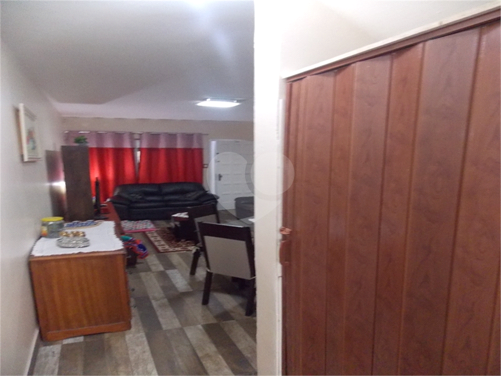 Sobrado à venda com 2 quartos, 85m² - Foto 17