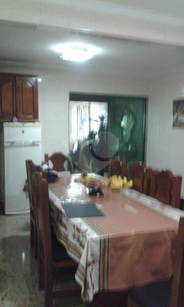 Sobrado à venda com 3 quartos, 240m² - Foto 13