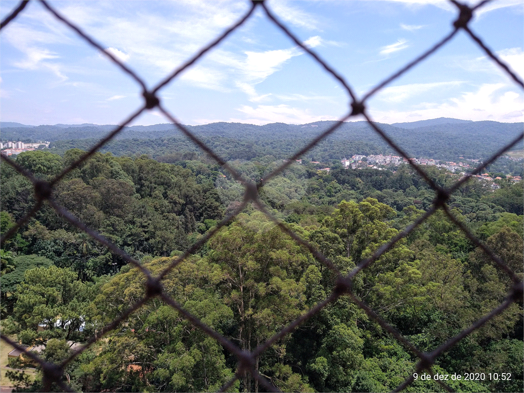 Lindo apartamento com 500m² com vista para o Horto Florestal e Serra da Cantareira