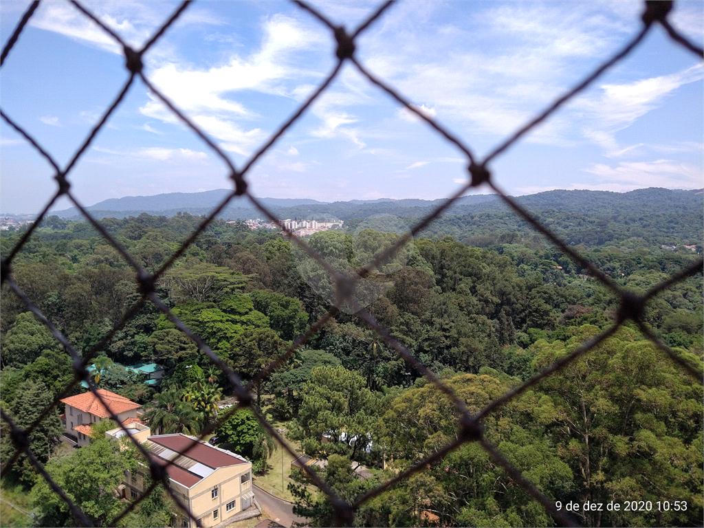 Lindo apartamento com 500m² com vista para o Horto Florestal e Serra da Cantareira