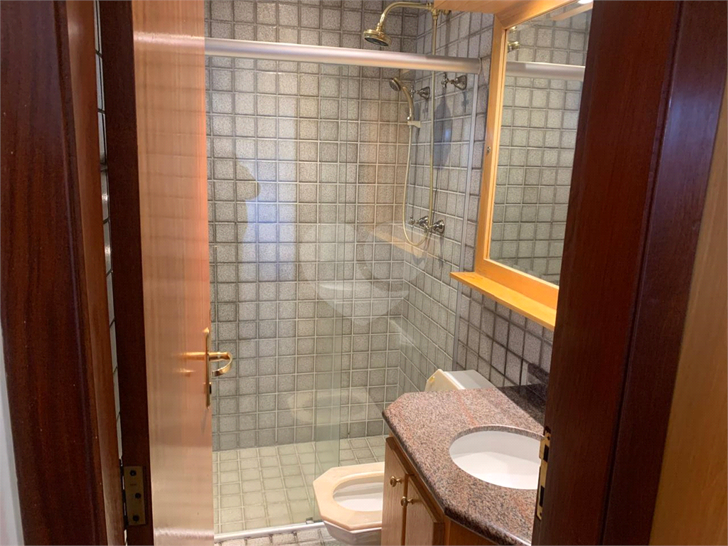 Apartamento à venda e aluguel com 3 quartos, 136m² - Foto 33