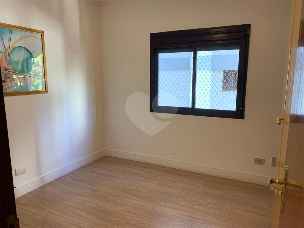 Apartamento à venda e aluguel com 3 quartos, 136m² - Foto 12