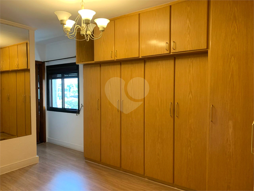 Apartamento à venda e aluguel com 3 quartos, 136m² - Foto 10