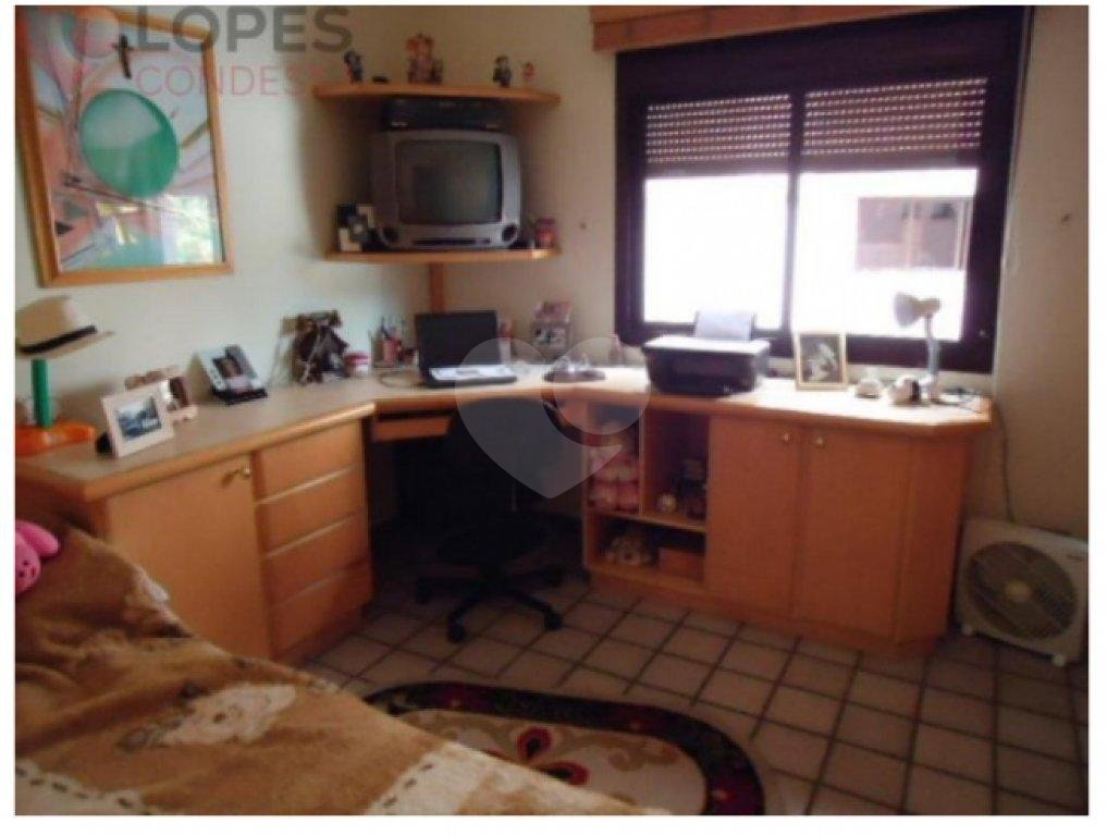 Apartamento à venda com 3 quartos, 136m² - Foto 9