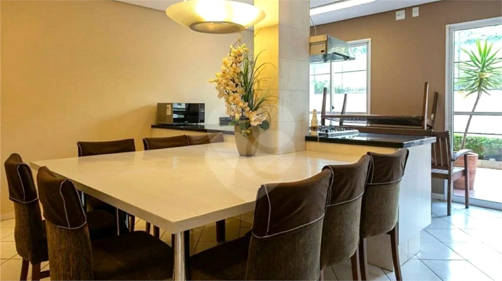 APARTAMENTO em BOM RETIRO