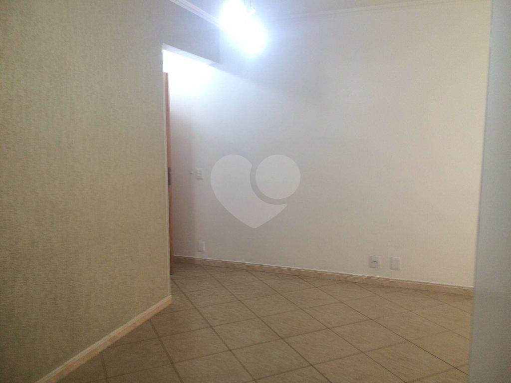 Apartamento à venda e aluguel com 2 quartos, 49m² - Foto 9