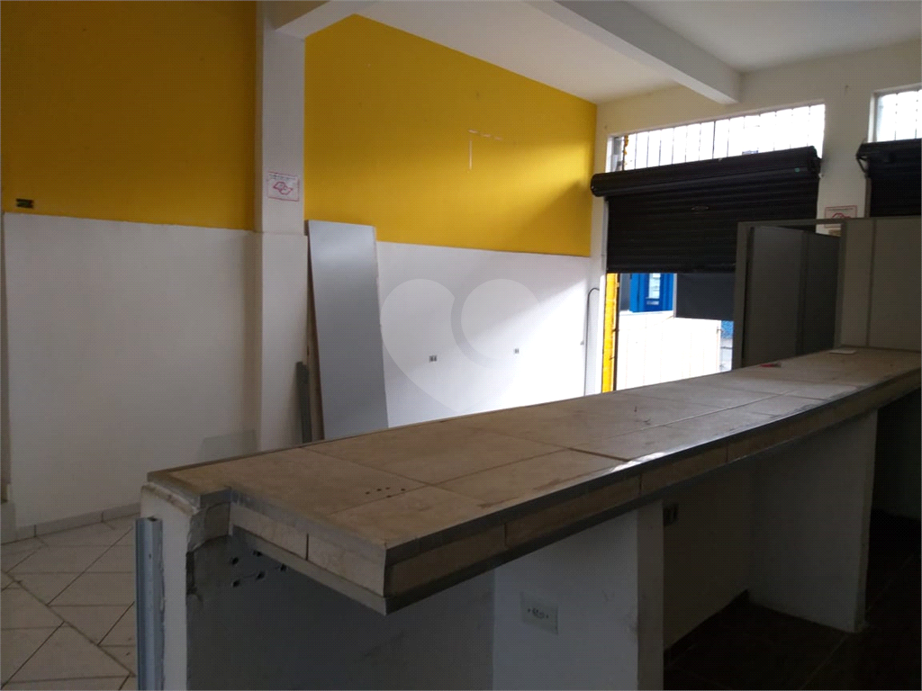 GALPÃO E LOJA DE 400 M² A VENDA NO BAIRRO CHORA MENINO , TRIFÁSICO, 02 BANHEIROS, 