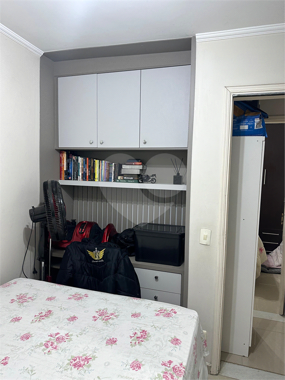Apartamento à venda na Av. Júlio Buono - 2 quartos - 1 vaga