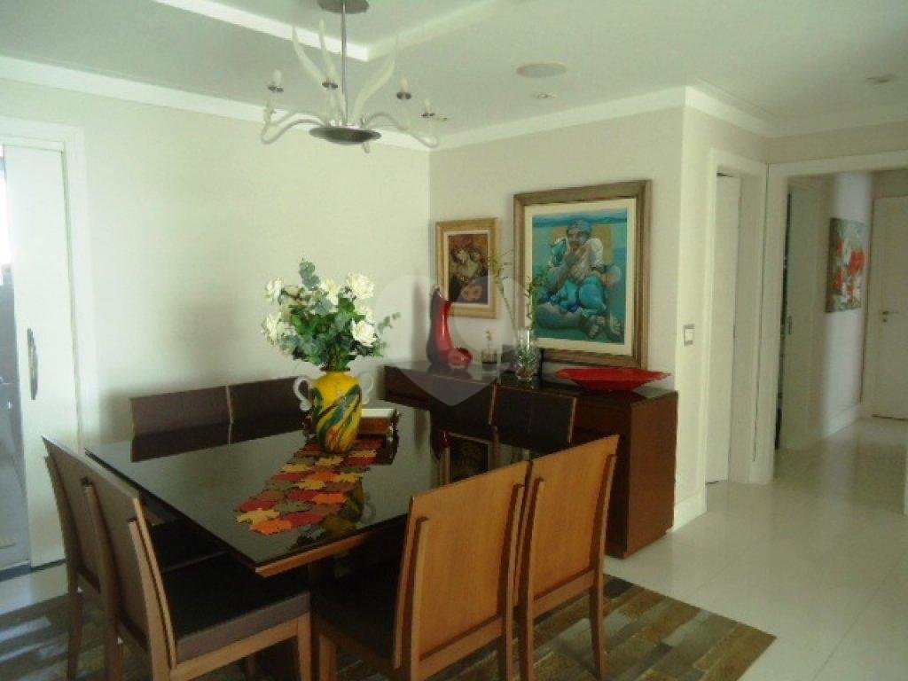 APARTAMENTO em ÁGUA FRIA