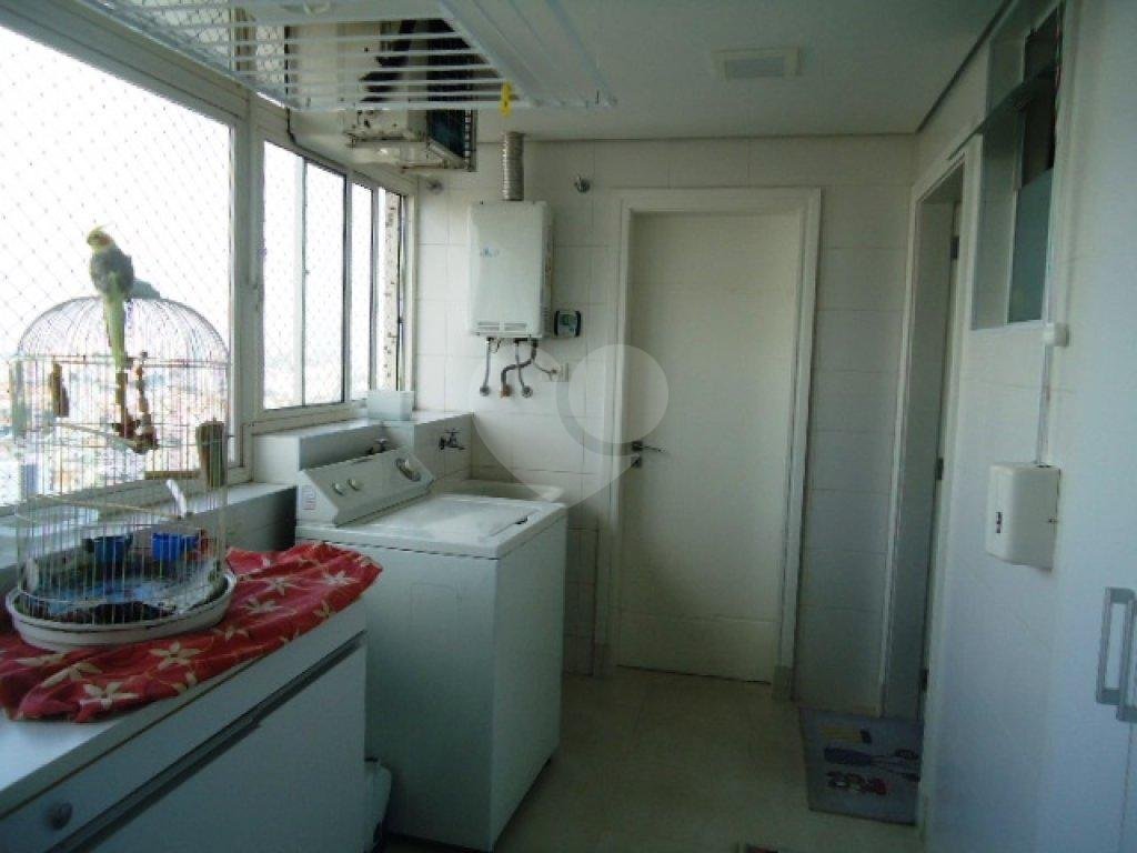 APARTAMENTO em ÁGUA FRIA