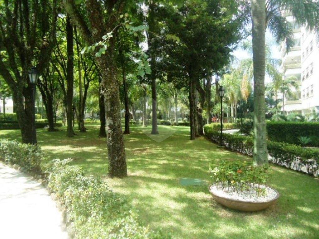 APARTAMENTO em ÁGUA FRIA