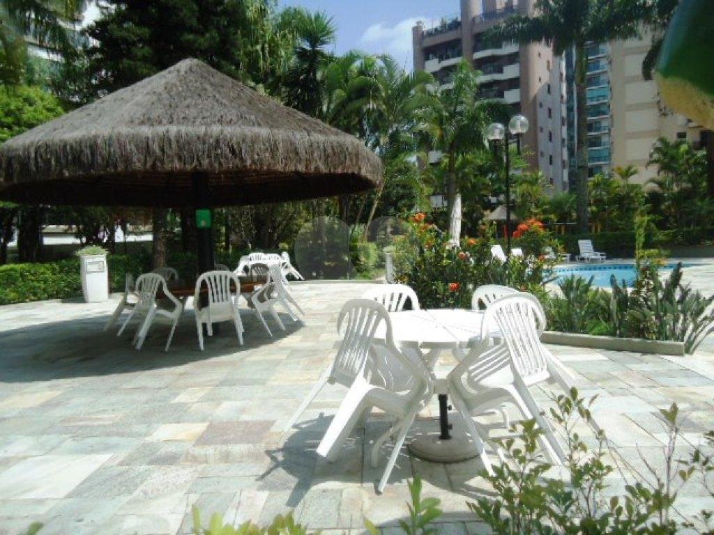 APARTAMENTO em ÁGUA FRIA