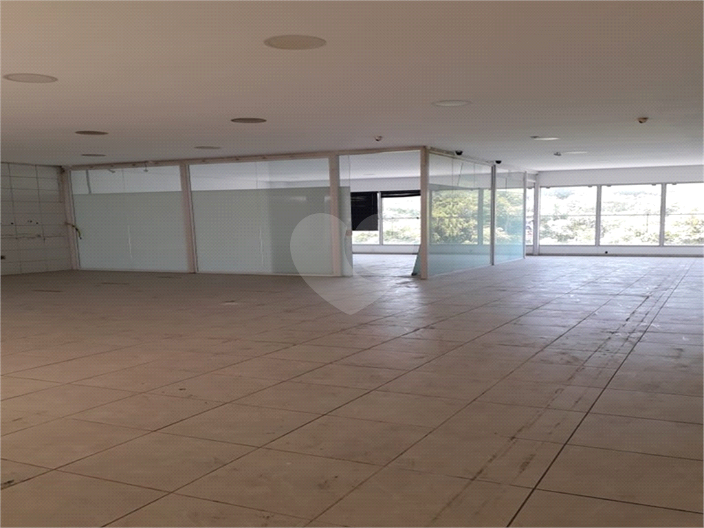 Prédio Inteiro à venda, 750m² - Foto 47