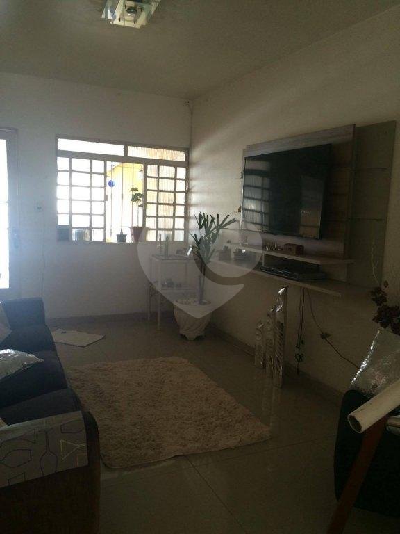 CASA À VENDA NA CASA VERDE - PRÓXIMO A AV. BRÁS LEME - 2 QUARTOS (1 SUÍTE) E 1 VAGA DE GARAGEM