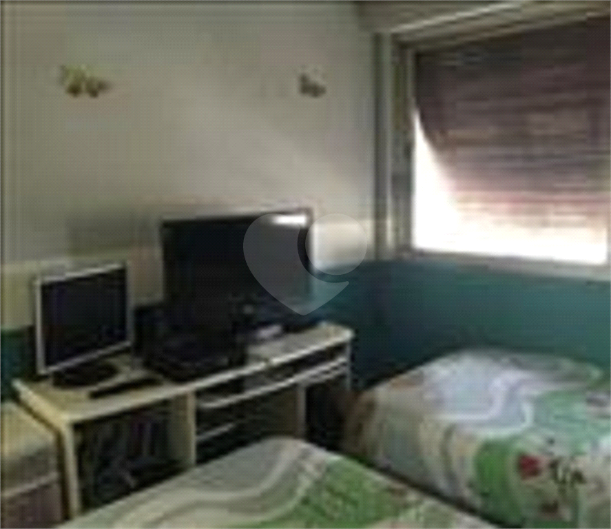 APARTAMENTO em TUCURUVI