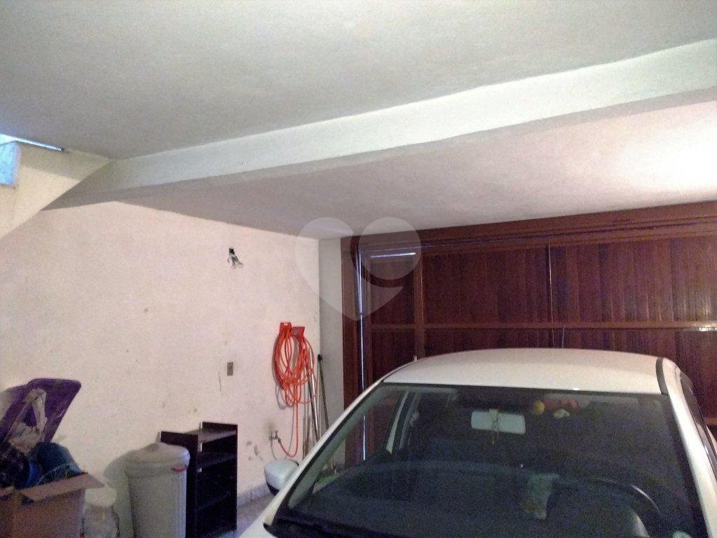 CASA TÉRREA GRANDE A VENDA NA VILA MEDEIROS - 200M2 DE TERRENO - 2 DORMS E 2 VAGAS DE GARAGEM