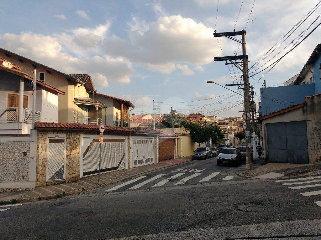 CASA TÉRREA GRANDE A VENDA NA VILA MEDEIROS - 200M2 DE TERRENO - 2 DORMS E 2 VAGAS DE GARAGEM