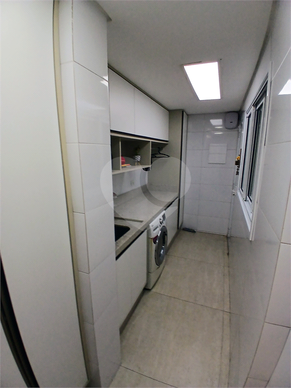 Excelente sobrado no coração da Santa Teresinha. Totalmente reformado, moderno e com fino acabamento