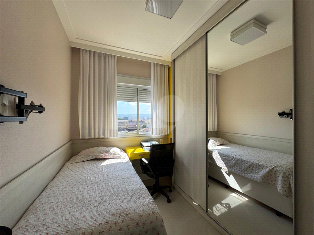 APARTAMENTO em VILA ESTER (ZONA NORTE)