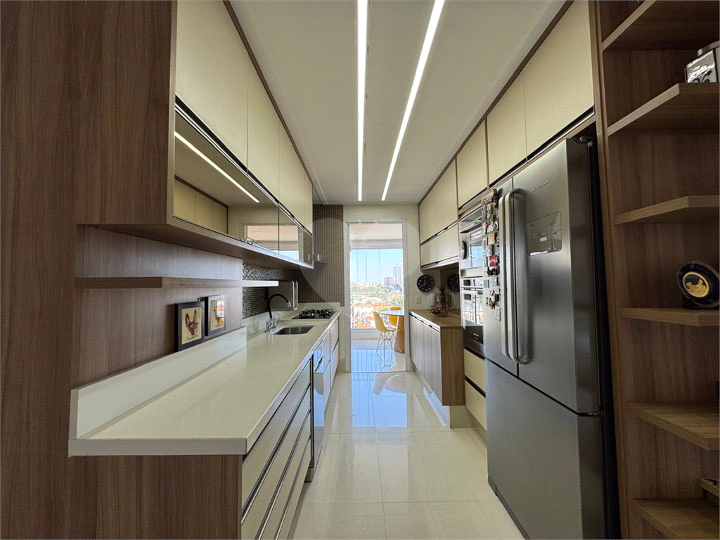 APARTAMENTO em VILA ESTER (ZONA NORTE)